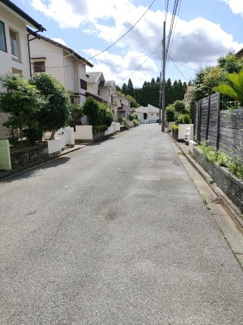 【前面道路含む現地写真】