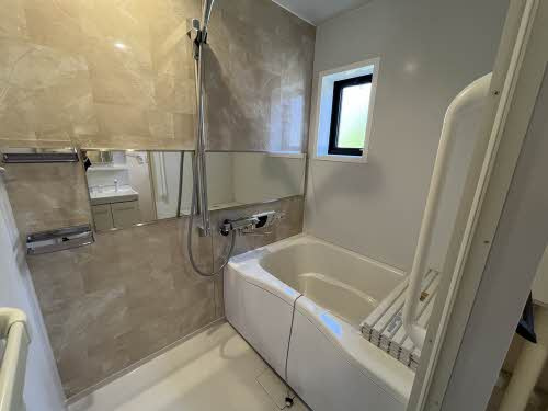 メゾンフレールの浴室