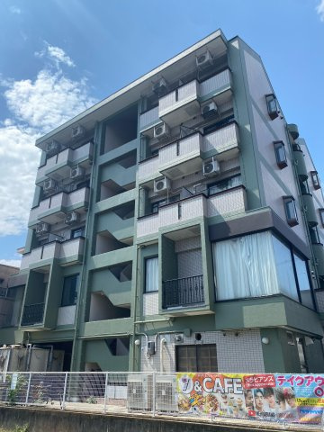 ジュネスかわむらの外観