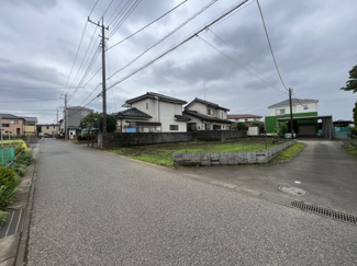 【前面道路含む現地写真】 | 川越市小堤　建築条件なし売地　東武東上線『鶴ヶ島駅』徒歩23分　【名細小学区】