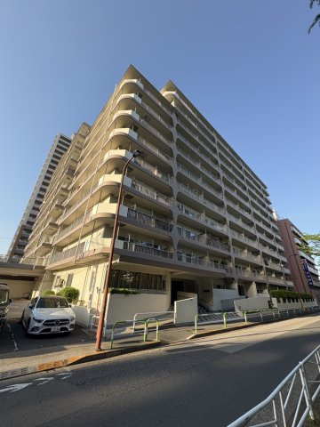 赤羽スカイハイツの外観