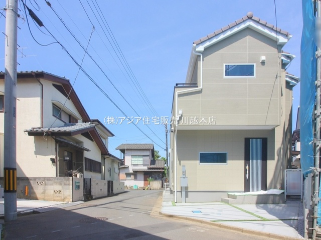 月々６万円台～　新築戸建　川越市砂R4-Aの外観|前面道路含む外観