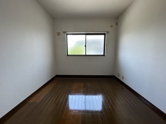 S-ONEの洋室|ゆったりした洋室です
※反転の場合がございます。