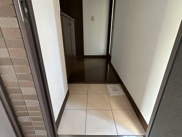 S-ONEの玄関|明るい玄関です
※反転の場合がございます。