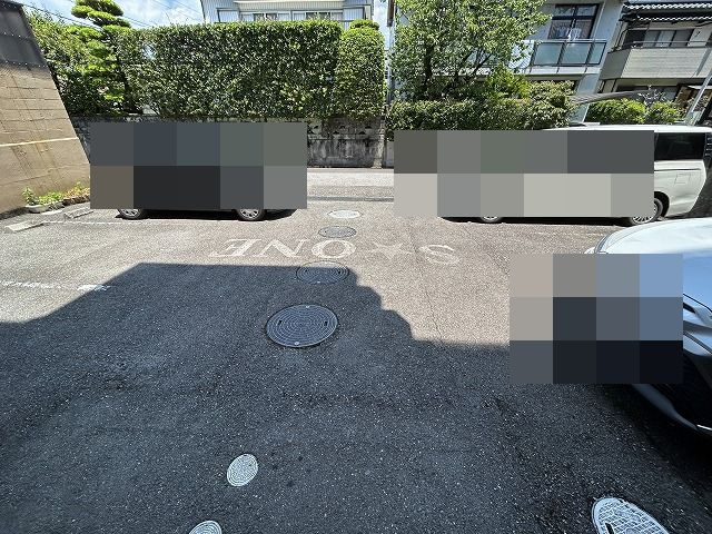 S-ONEの駐車場|駐車場があるので、車を買う予定の方も安心です