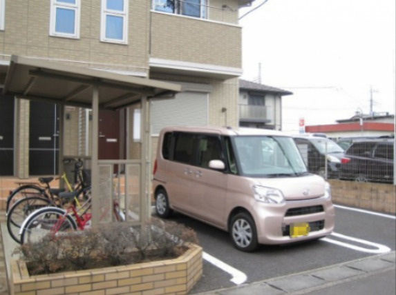 ポラリス　Ⅰの駐車場