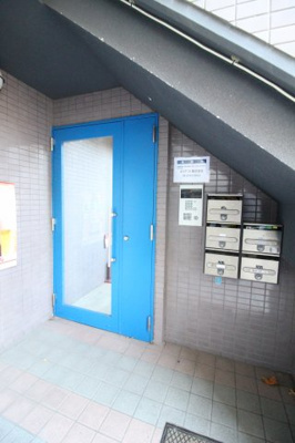 【エントランス】 | ラジャーコート王子