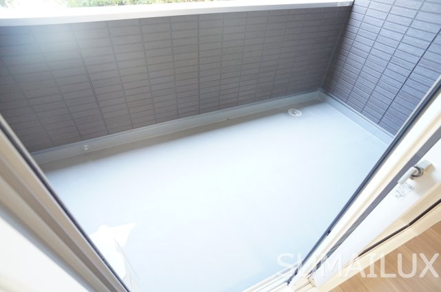 D-room新屋敷のバルコニー