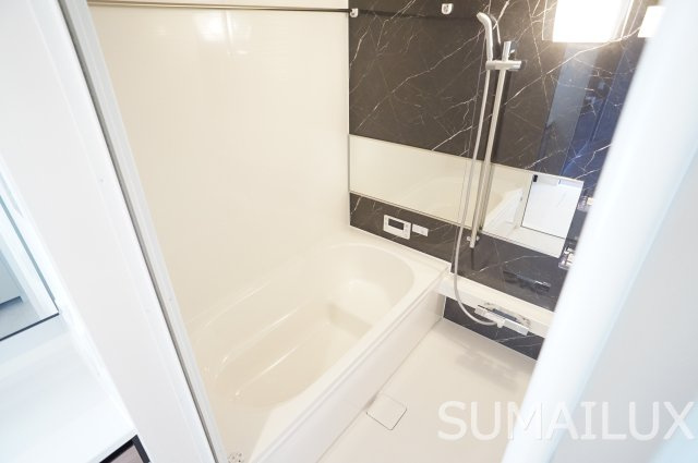 D-room新屋敷の浴室
