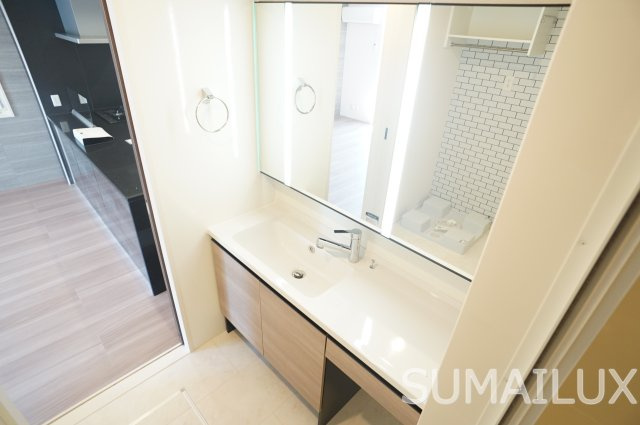 D-room新屋敷の独立洗面台