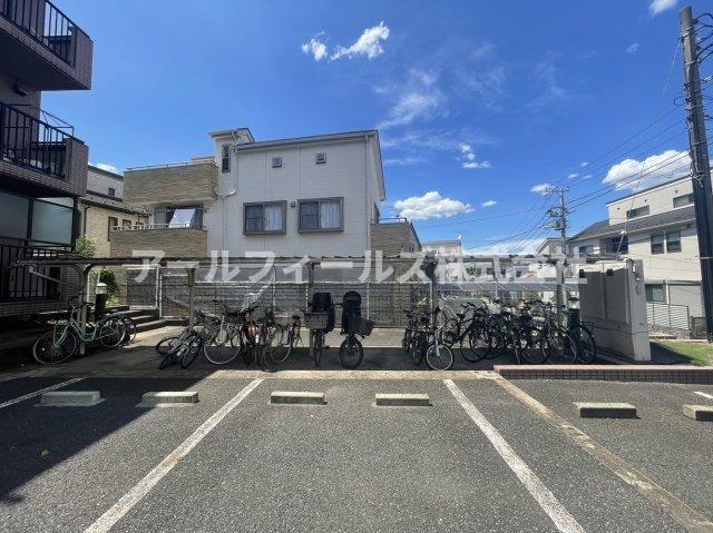 フレアKの駐車場