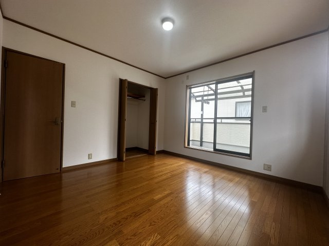 岩出市中島・中古戸建・114041の洋室