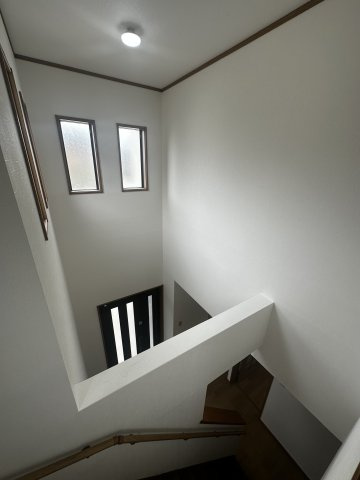 岩出市中島・中古戸建・114041の玄関