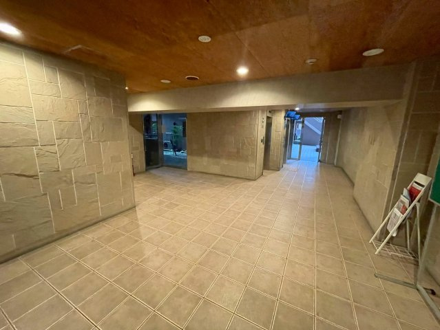 ファミール岸和田プレジオのエントランス