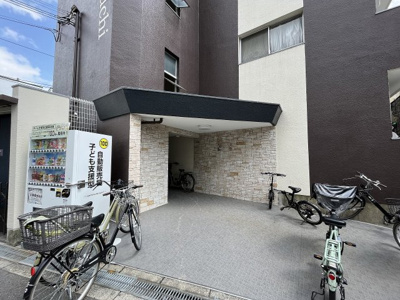 【エントランス】 | ノーベルメゾン竹内 | エントランスです