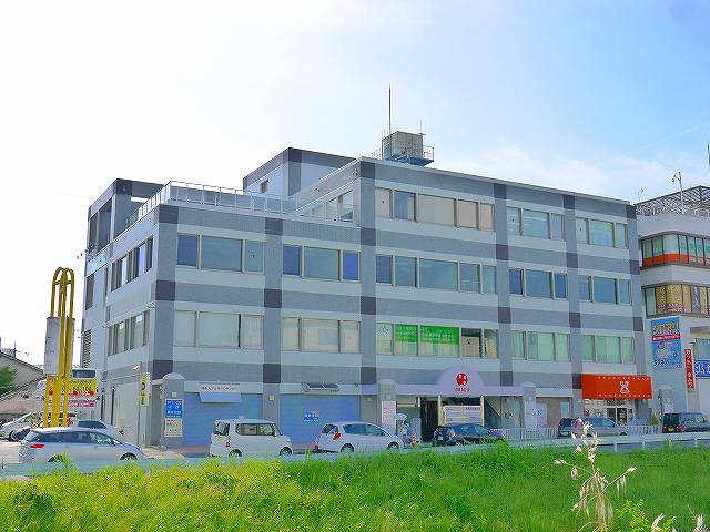 サンローゼビルの外観