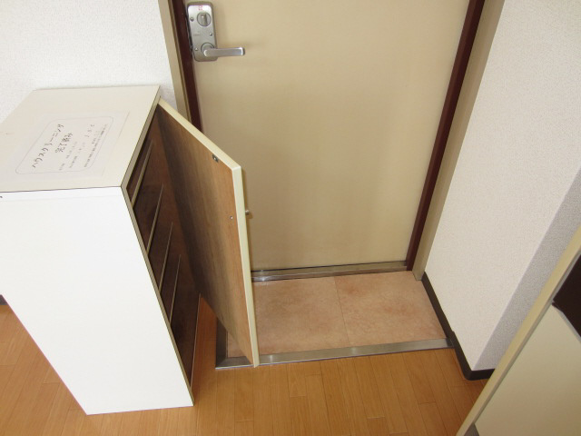 【玄関】