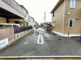 【駐車場】