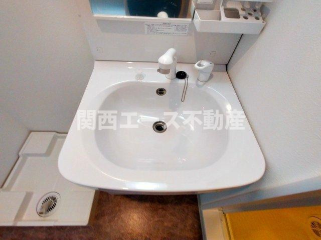  | F asecia Boehm