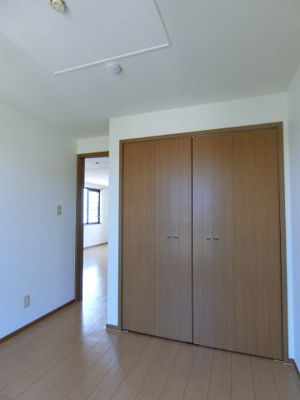 【洋室】 | メゾン・クレール