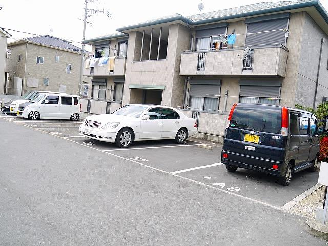 フォレストS1の駐車場|駐車場があります