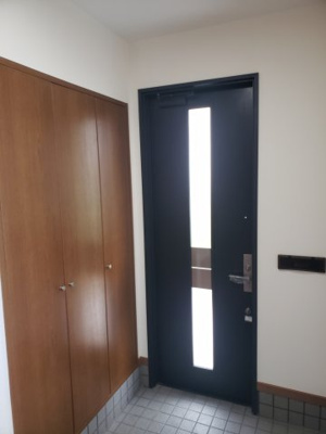 【玄関】 | 鳥取市若葉台南 2丁目中古戸建て