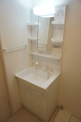 【独立洗面台】 | リブリ・ブリックス | ※同物件・反転タイプの写真です。