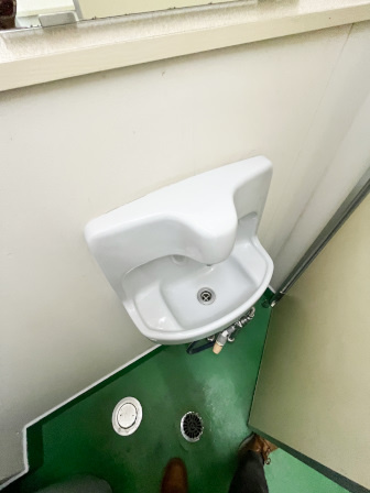 宮口貸工場の洗面所