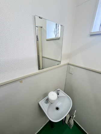 宮口貸工場の洗面所
