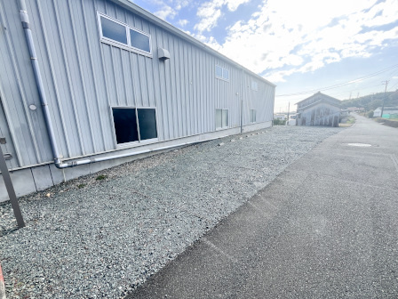 宮口貸工場の駐車場