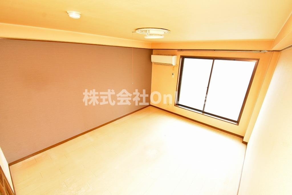 PALMIZIO花園Ⅰの居間・リビング