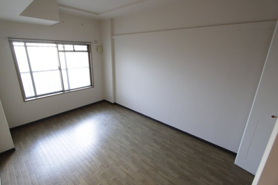 【洋室】 | サニーコートほんまち