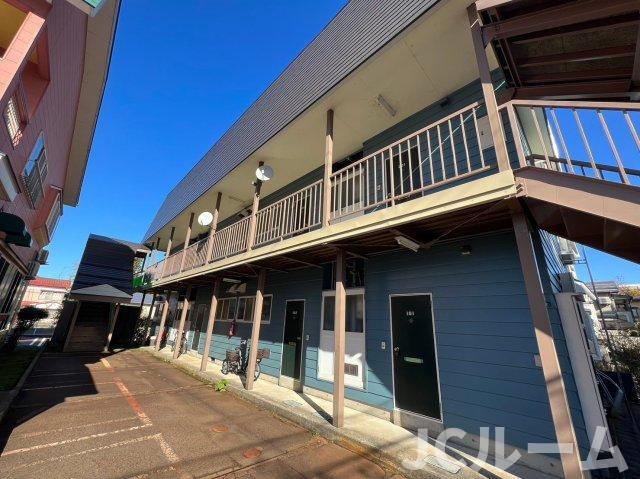 コーポカスガの駐車場