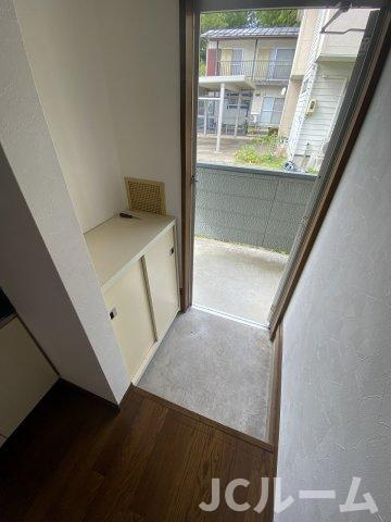 アルビヨンの玄関|同間取りの別の部屋の写真です