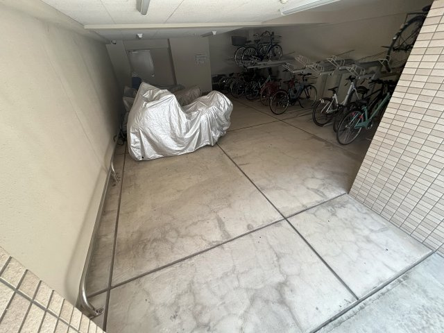 アベーテ浦和美園のその他共用部分|屋内駐輪場