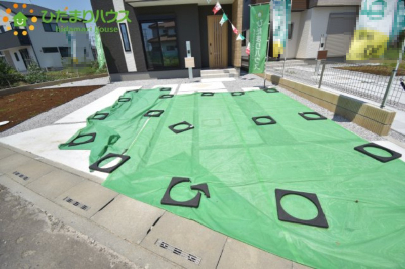 鴻巣市北新宿　第3期　中古一戸建て　01の駐車場