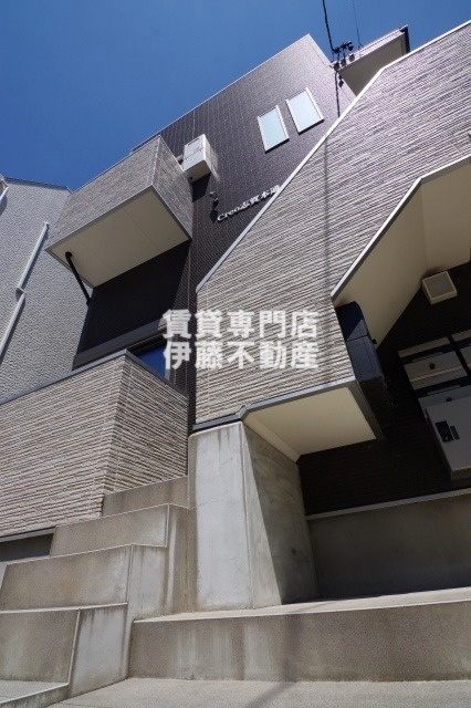 Creo志賀本通の外観