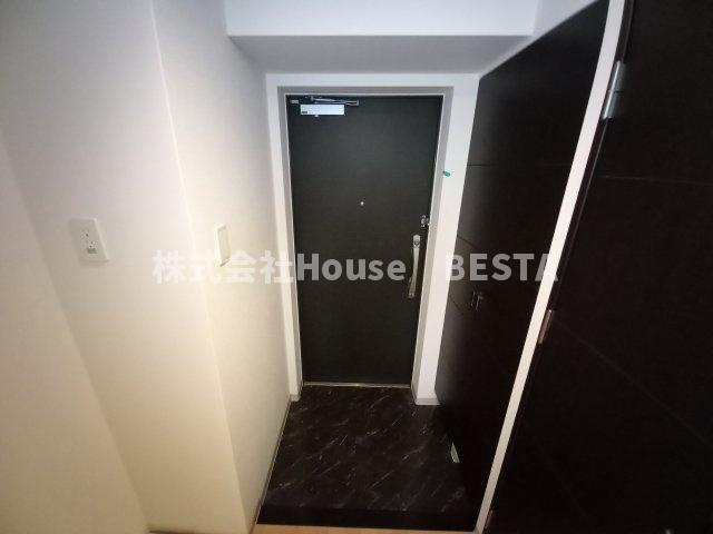 アスヴェル神戸元町海岸通の玄関