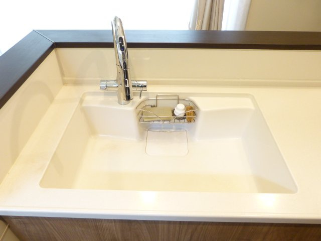 伊勢原市岡崎　中古戸建のキッチン