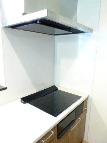 伊勢原市岡崎　中古戸建のキッチン