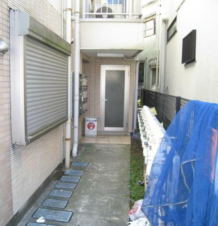 【エントランス】