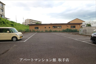 【駐車場】