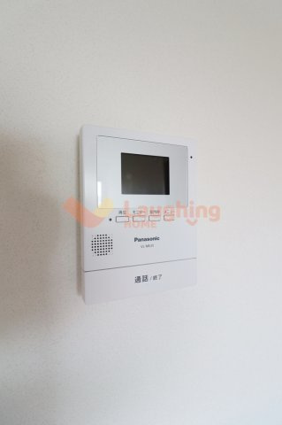 テラスコート花水木C棟のセキュリティ|別棟の参考写真です