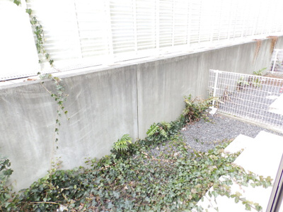 【庭】 | ベルヴィル カメリアⅡ | お庭で自由な時間を過ごせます