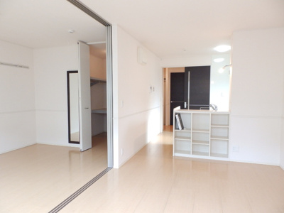 【居間・リビング】 | ベルヴィル カメリアⅡ | リビングです