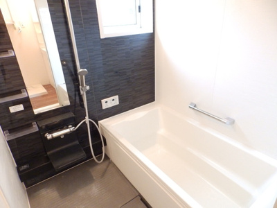 【浴室】 | ベルヴィル カメリアⅡ | お風呂で日々の疲れを落としましょう