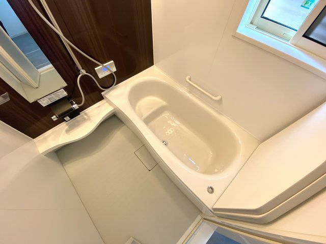 大阪狭山市東野西戸建の浴室