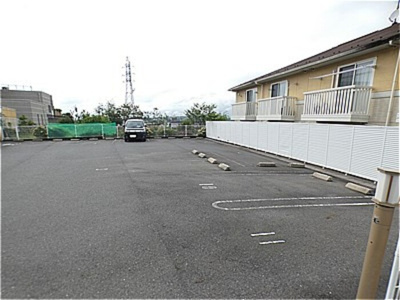 【駐車場】 | ベルヴィルカメリア | カースペースがあります