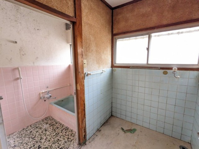 【脱衣所】 | 中古一戸建　玉島道口　4DK | 洗面所です。