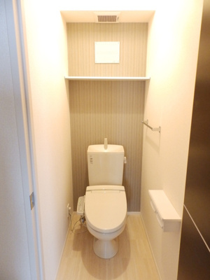 【トイレ】 | ベルヴィルカメリアⅥ | ゆったりとした空間のトイレです